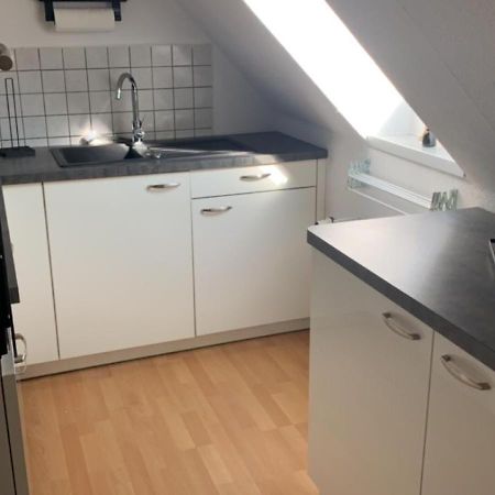 Zimmer In Wohnung, Monteure, Zentral, Enger Eksteriør bilde